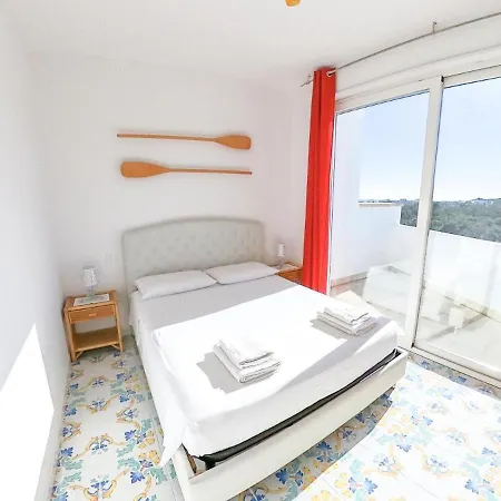 Le Perle Di Castro *