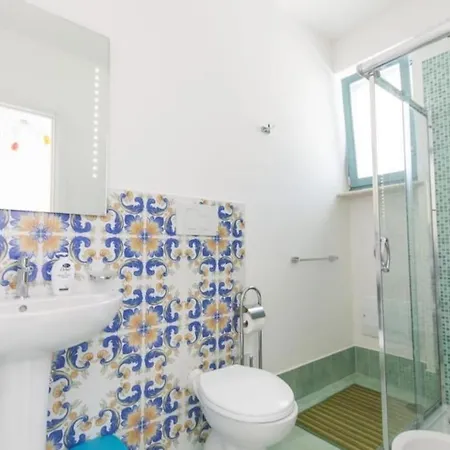 Le Perle Di Castro Apartment